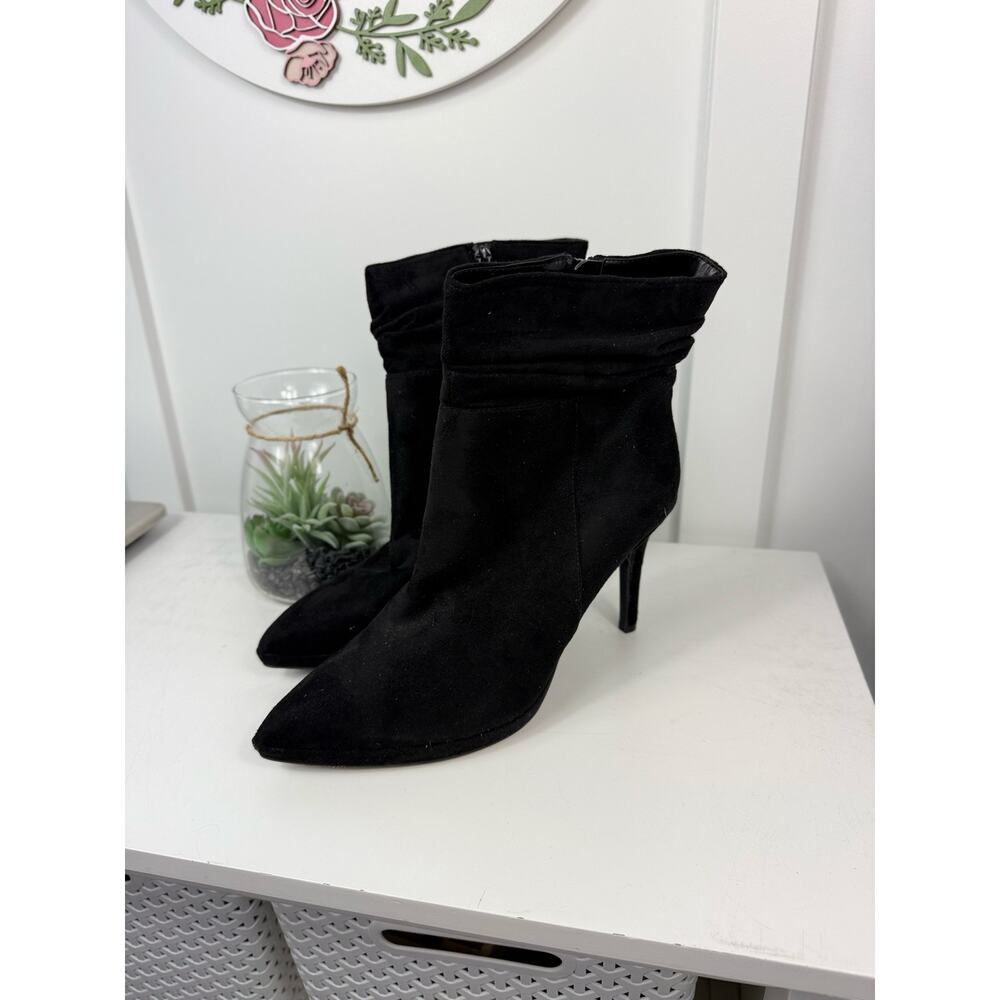 Cute Worthington Boots Size 10